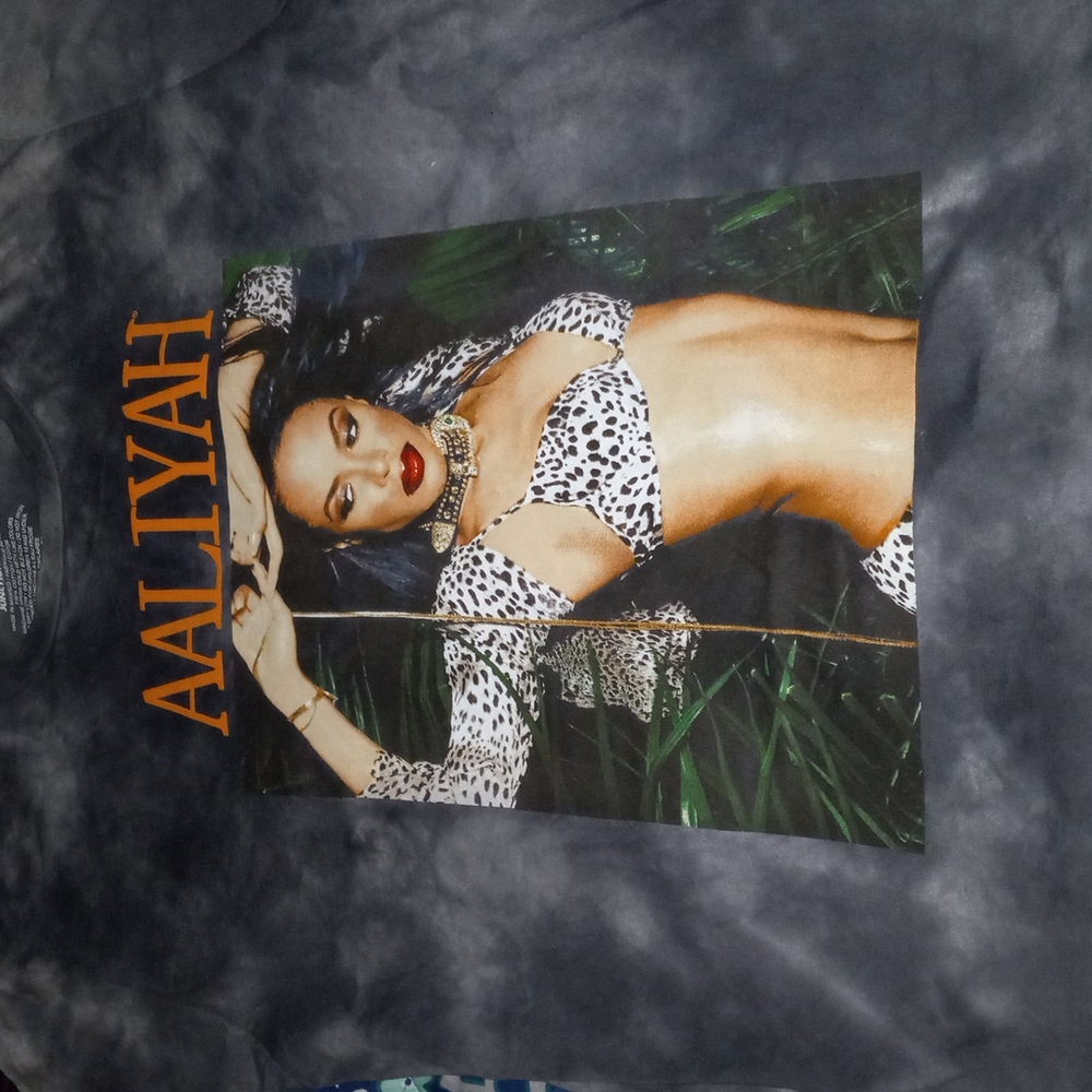 Aaliyah tshirt